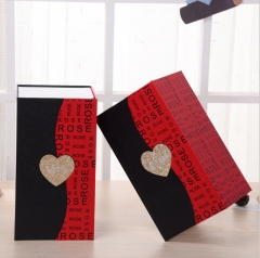 Βιβλίο σε σχήμα χαρτιού κουτί δώρου με καρδιά για λογότυπο εκτύπωσης