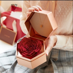 Τυπωμένο κουτί δώρου λουλουδιών για την ημέρα του Αγίου Βαλεντίνου