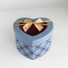 χειροποίητο κουτί με σχήμα καρδιάς σε σχήμα καρδιάς με παράθυρο pvc και πλώρη